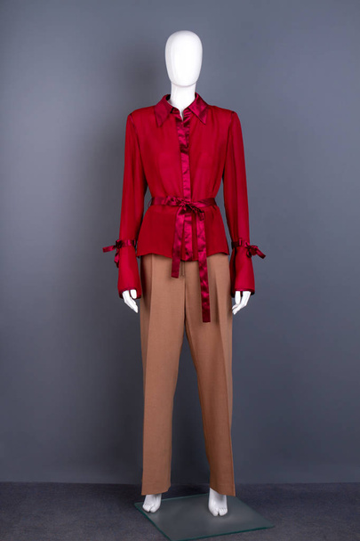 Full length mannequin in elegant apparel. - Photo, Image