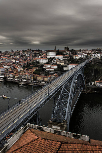Paisaje urbano de Porto Grey
 - Foto, imagen