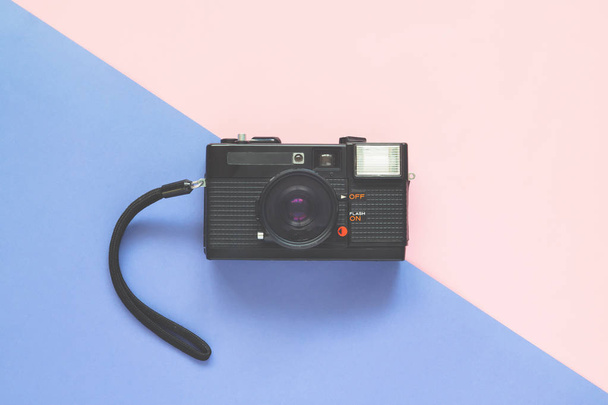 Close up pellicola della fotocamera su sfondo colori pastello, Vintage filtro colore
 - Foto, immagini