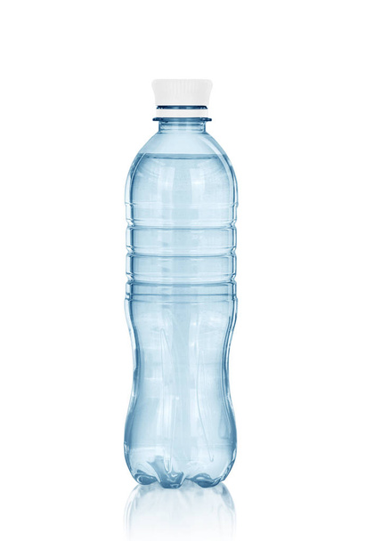 Botella de agua pequeña, aislada en blanco
  - Foto, Imagen