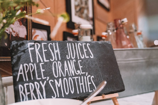 Fresh juice apple, orange, berry smoothies sign - Foto, Bild