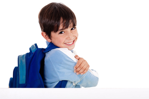 sidepose egy fiatal iskolás fiú - Fotó, kép