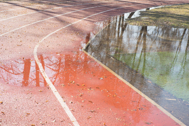 Şiddetli yağmur sonra su dolu futbol sahası - Fotoğraf, Görsel