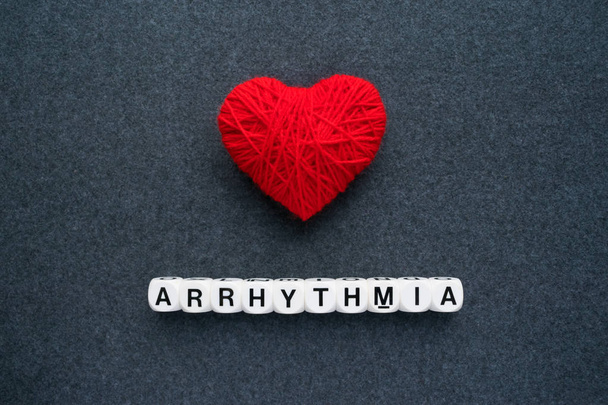 Srdeční arytmie, srdeční arytmii nebo srdeční činnost. Typy a příznaky arytmie: další beaty, supraventrikulární tachykardie, komorové arytmie a bradyarytmie - Fotografie, Obrázek