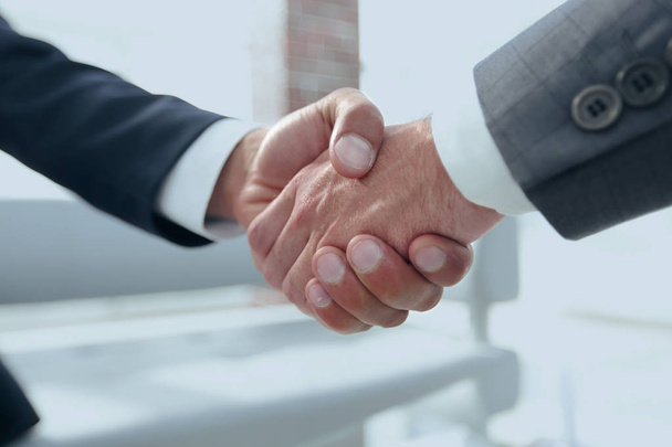 Closeup.Handshake partnerów biznesowych - Zdjęcie, obraz