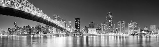 Panorama nocturno de Nueva York
 - Foto, Imagen