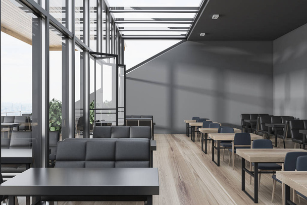 Üveg tető kávézó terasszal. Sötét szürke falak, fa padló és asztalok fekete kanapé-közel őket. 3D rendering ál up - Fotó, kép