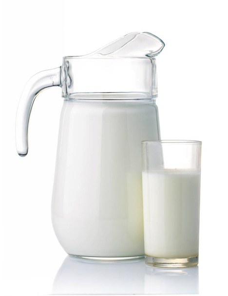 乳製品、タンパク質の製品コンセプトです。白い背景に分離 - 写真・画像