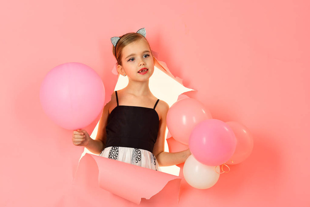 childhood and happiness. childhood, little girl with pink balloons - Foto, Imagen