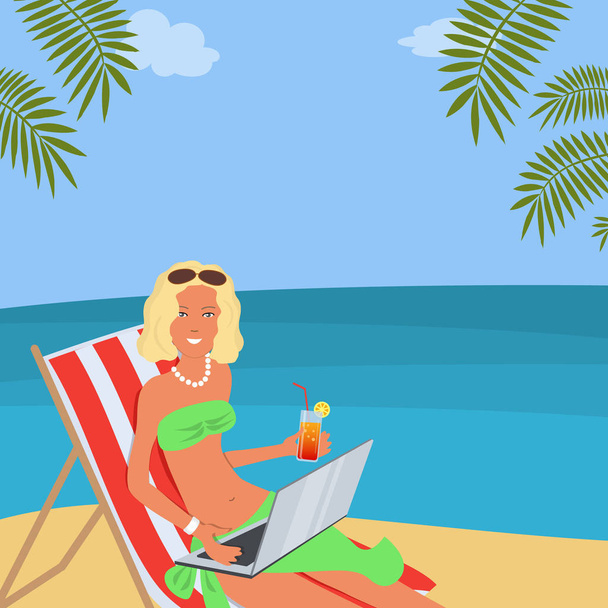ラップトップを持つ若い女性は、ビーチでデッキチェアに座っています。彼女は彼女の手でカクテルのグラスを持っています。海の背景のベクトル図. - ベクター画像