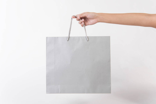 Λευκό χαρτί τσάντα για mockup πρότυπο διαφήμισης και του branding φόντο.  - Φωτογραφία, εικόνα