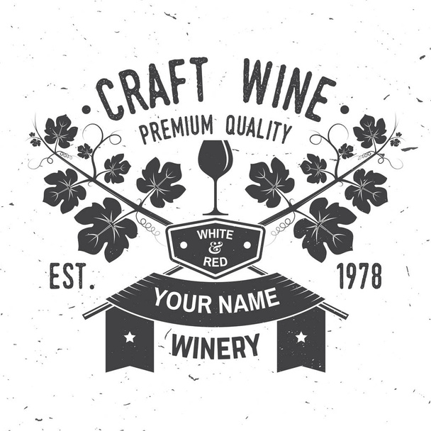Craft wine. Winer company badge, sign or label. Vector illustration. - Vettoriali, immagini
