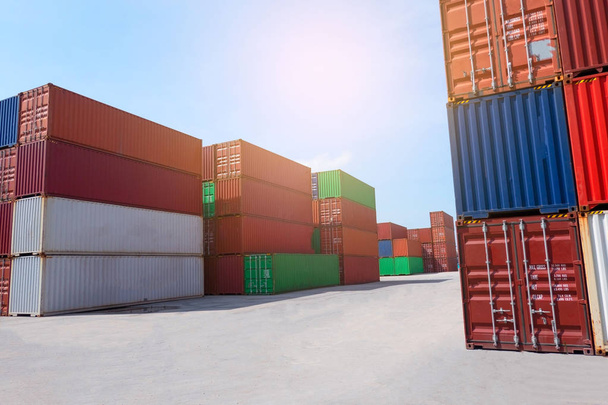 Spedizione container per l'importazione logistica Esportazione business e industriale
 . - Foto, immagini