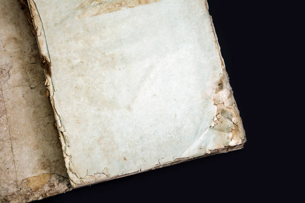 Capa de livro antigo, textura vintage, isolado em fundo preto
 - Foto, Imagem