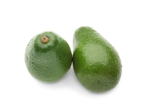 Зрізати авокадо на білому тлі
 - Фото, зображення