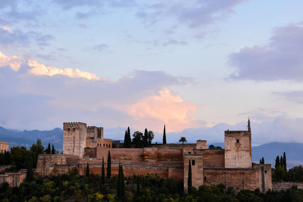 Вид на исторический город Гранада Андалусия Испания - Фото, изображение