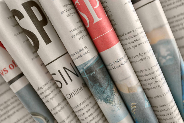 Various newspapers, close up - Foto, imagen
