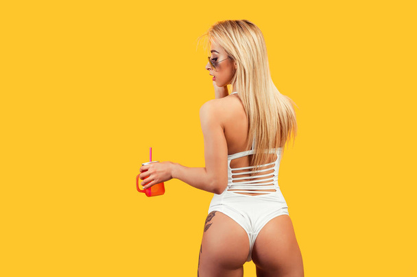Slim sexual woman with drink - Fotoğraf, Görsel