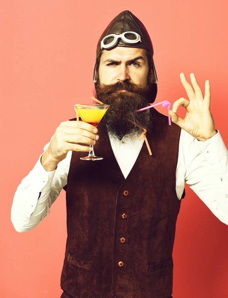 serious handsome bearded pilot - Foto, Bild
