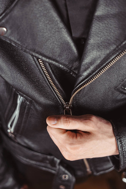 кожаные куртки
 - Фото, изображение