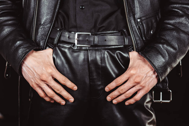 the guy in the leather jacket - Foto, imagen