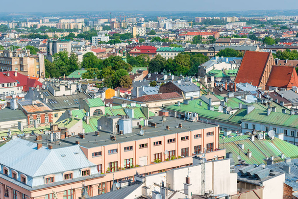ciudad de Cracovia en una vista soleada desde arriba
 - Foto, Imagen