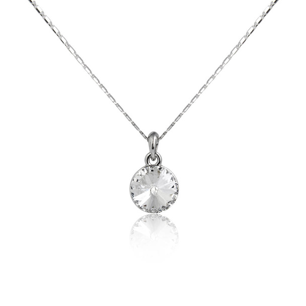 Diamond pendant isolated on white backgroun - Foto, Bild