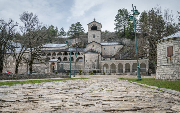 Antico Monastero della Natività della Beata Vergine Maria, Cetinje landmark, Montenegro
 - Foto, immagini