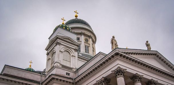 フィンランドのヘルシンキの Tuomiokirkko 大聖堂の屋根 - 写真・画像