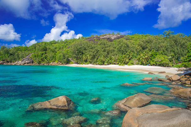 Anse Soleil - Paradise beach on tropical island Mahe - Zdjęcie, obraz