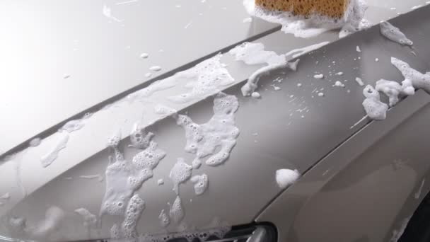 Spongya az autó mosás - Felvétel, videó