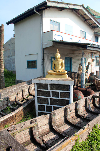 January 5, 2018, Statue of Buddha in Hikkaduwa, Sri Lanka. Popular touristic asian destination. Hikkaduwa city view - Fotografie, Obrázek