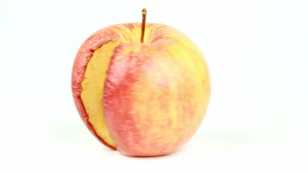 řez shnilé jablko - Záběry, video