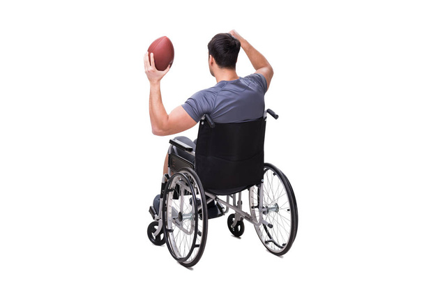 Футболист восстанавливается после травмы на инвалидной коляске
 - Фото, изображение