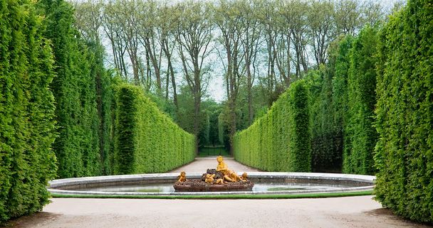 Versailles Garden, França
 - Foto, Imagem