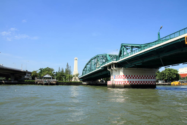 Chao Phraya a pamětní most v Bangkoku, Thajsko - Fotografie, Obrázek