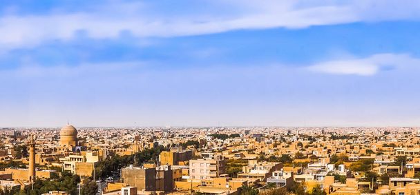 Панорамный вид на исторический город Майбод - Иран
 - Фото, изображение