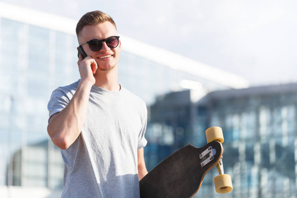 Man with Skateboard - Foto, Imagem