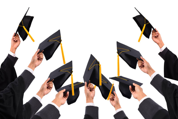 Hand halten Hut Graduierung auf weißem Hintergrund isoliert. - Foto, Bild