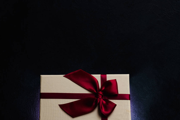gift box rich luxury birthday present reward - Фото, зображення