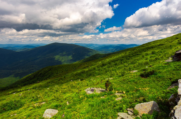 landscape of Runa mountain with boulders on hills. gorgeous landscape of amazing Carpathian mountains on a summer day with cloudy sky - Fotoğraf, Görsel