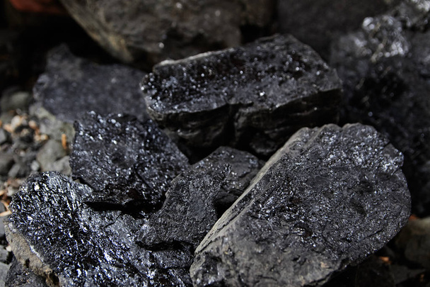 Close up of black coal pile. Coal mining - Foto, Imagem