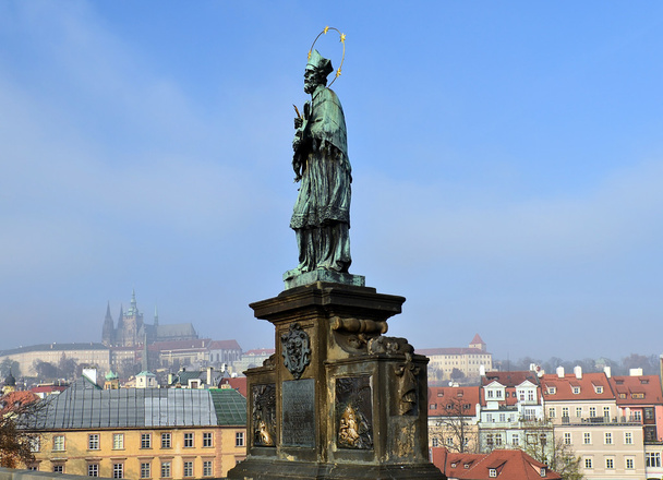 Statue of Saint on Charles Bridge, Prague, Czech republic - Foto, imagen