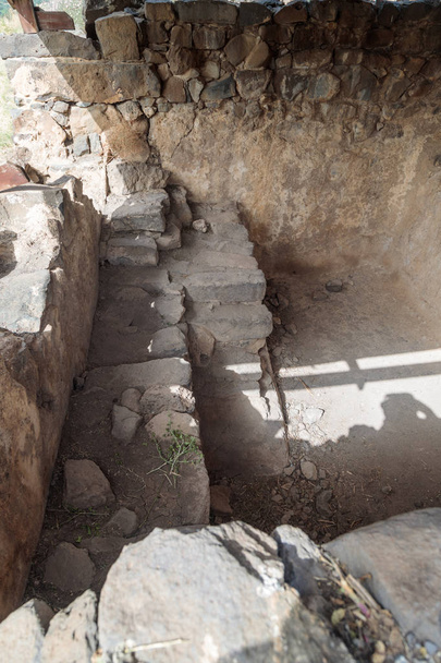 Továbbra is a fürdőben romjai az ókori zsidó város Gamla a Golán-fennsík a 67. év Ad a római Birodalom seregei elpusztították a rituális mosakodását - Mikvah- - Fotó, kép