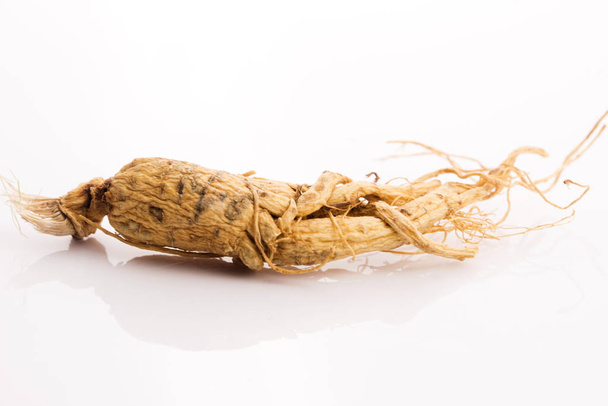Экстракт корня женьшеня
 - Фото, изображение