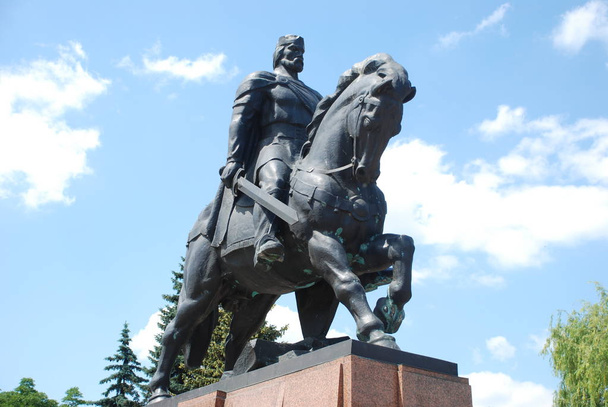 Daniel Galician Monument in Ternopil - Foto, Bild