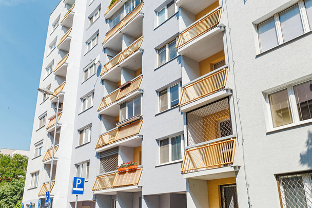Külső burkolat blokk apartmanok modern lakás - Fotó, kép