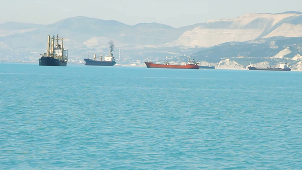 statki w morzu - Materiał filmowy, wideo