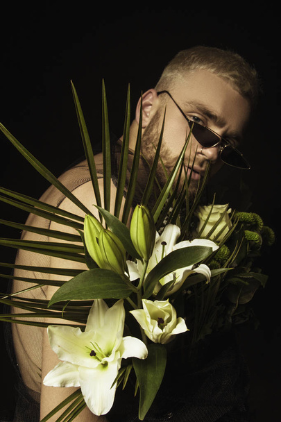 Male in flower suit - Zdjęcie, obraz