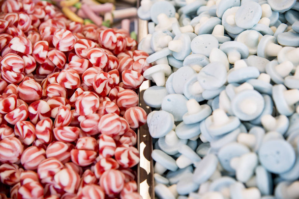 caramelle di zucchero gelatina - sfondo multicolore fatto di varie caramelle colorate
 - Foto, immagini